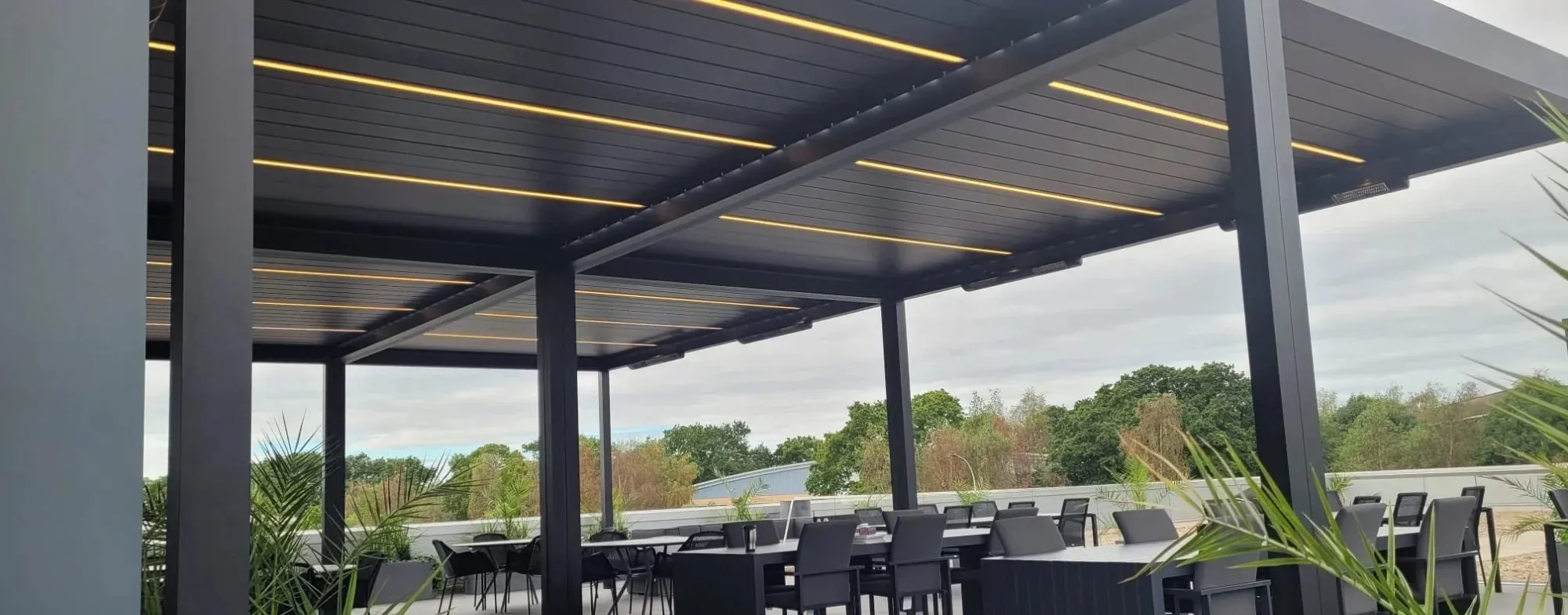 Commercial louvered system